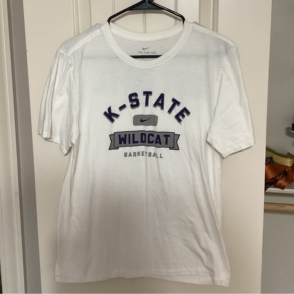 Nike Kansas State Basketball men’s medium tshirt